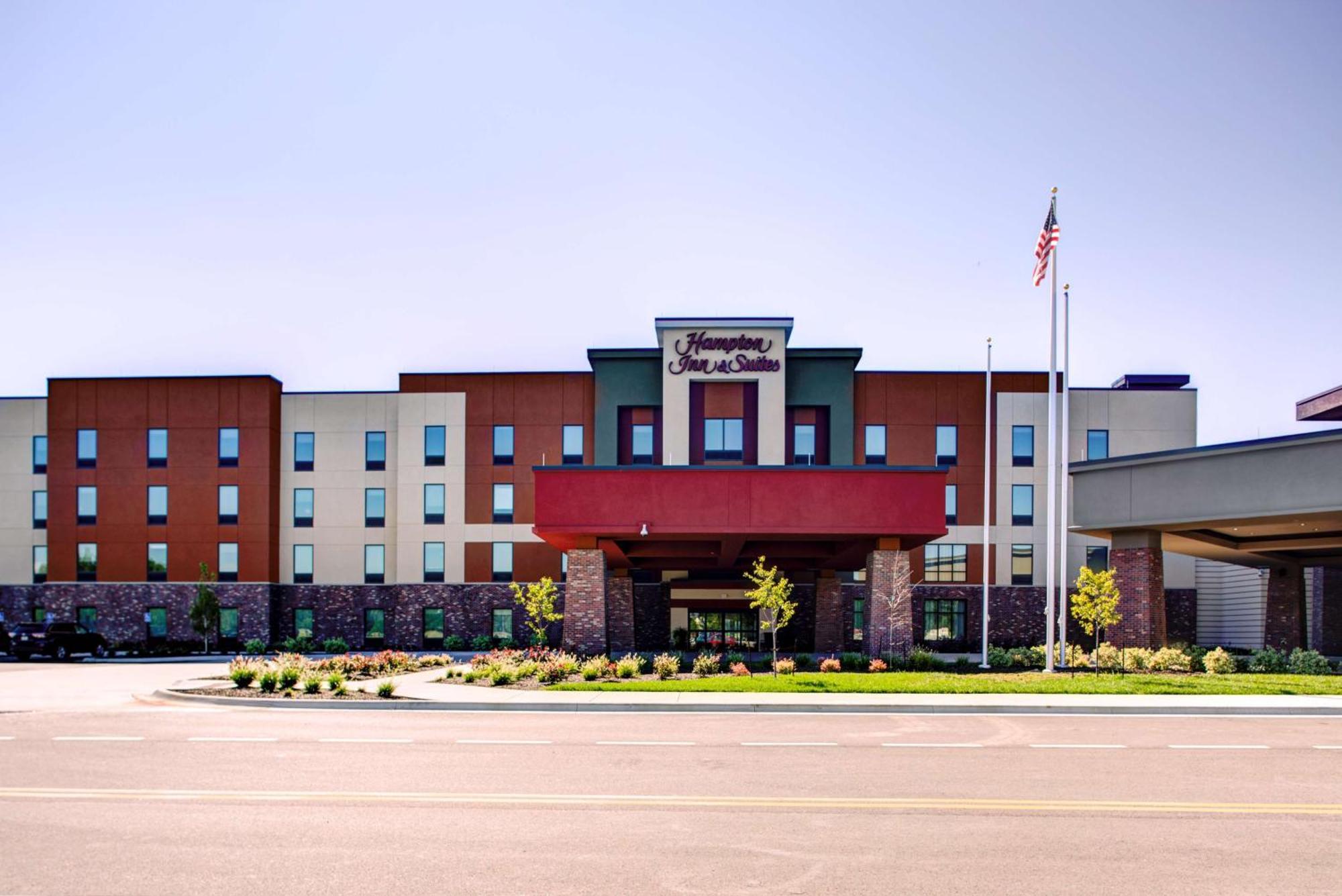 Hampton Inn&Suites Pittsburg Kansas Crossing Exterior foto