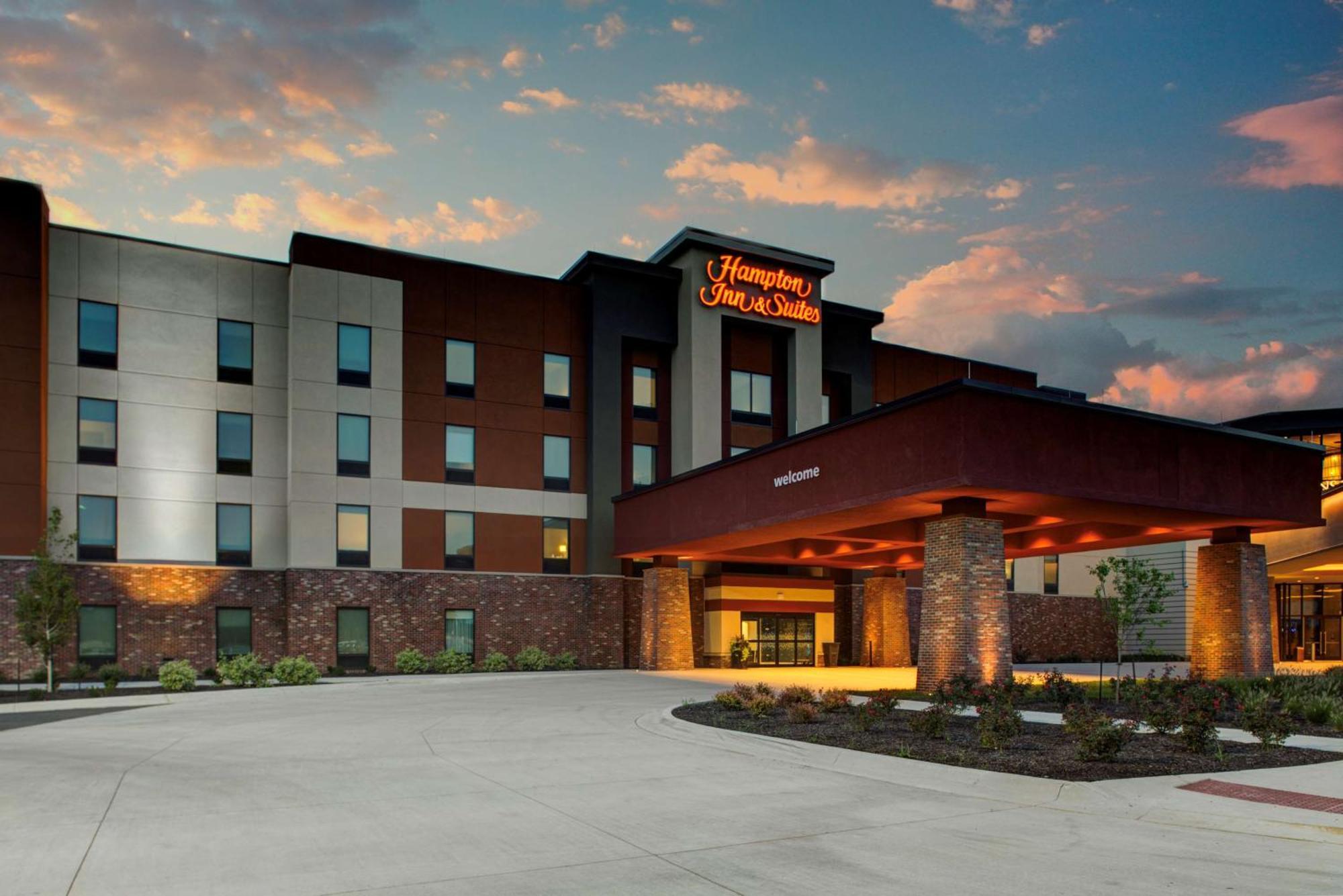Hampton Inn&Suites Pittsburg Kansas Crossing Exterior foto